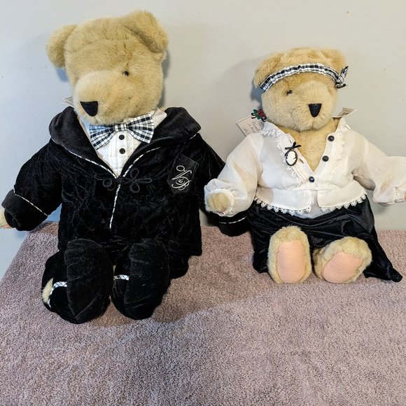 Cornelius and Alice Other - Vanderbear Collection, The Grand Vanderball